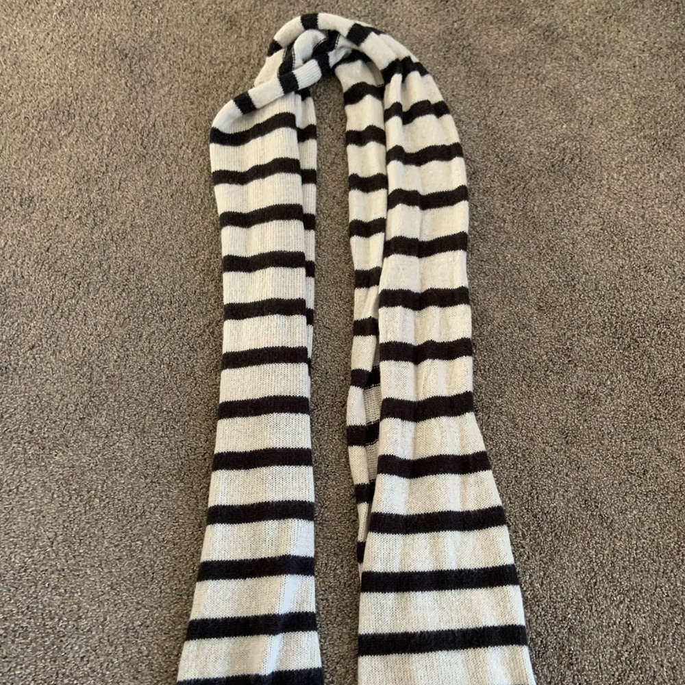 Striped scarf
